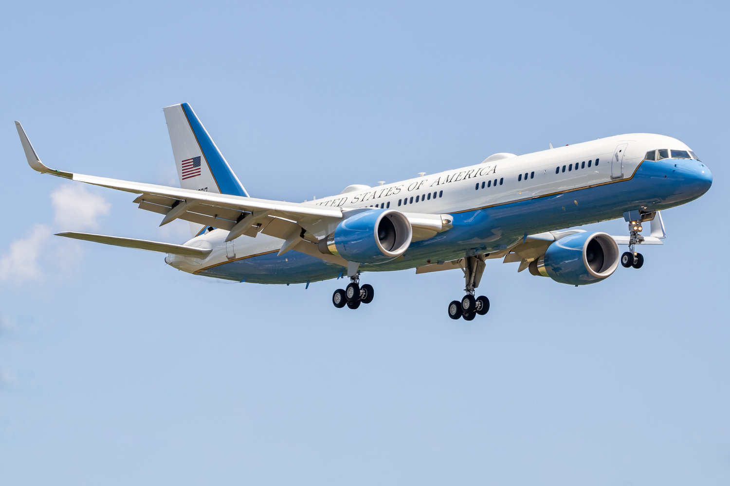 Photo of the president's plane by young photographer Jake Fernandes.